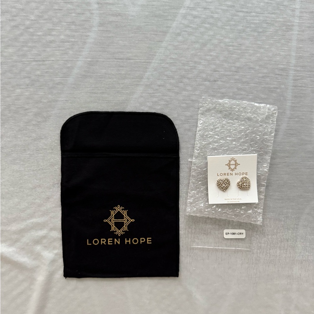 NWT Loren Hope Maci Heart Heart Studs | Crystal | 3/8” diameter - Picture 2 of 6